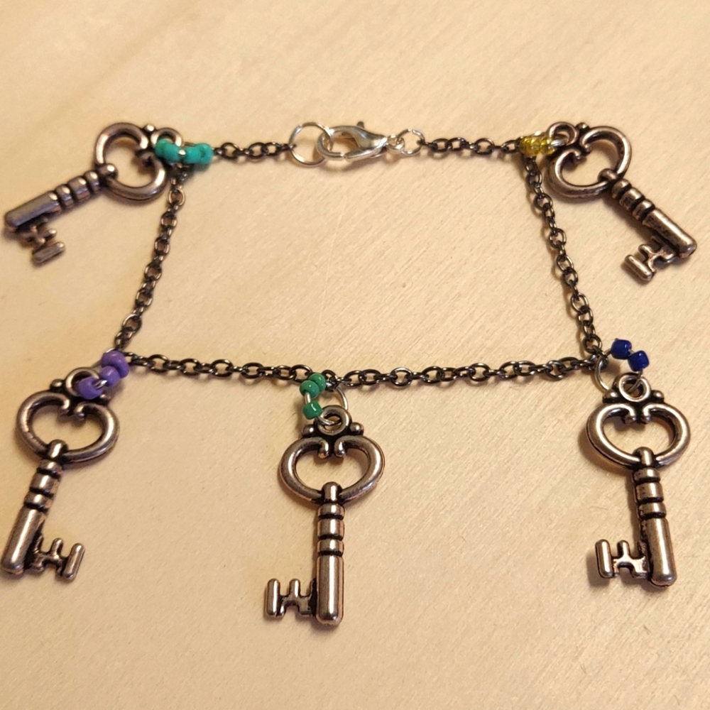 Key Charm Bracelet